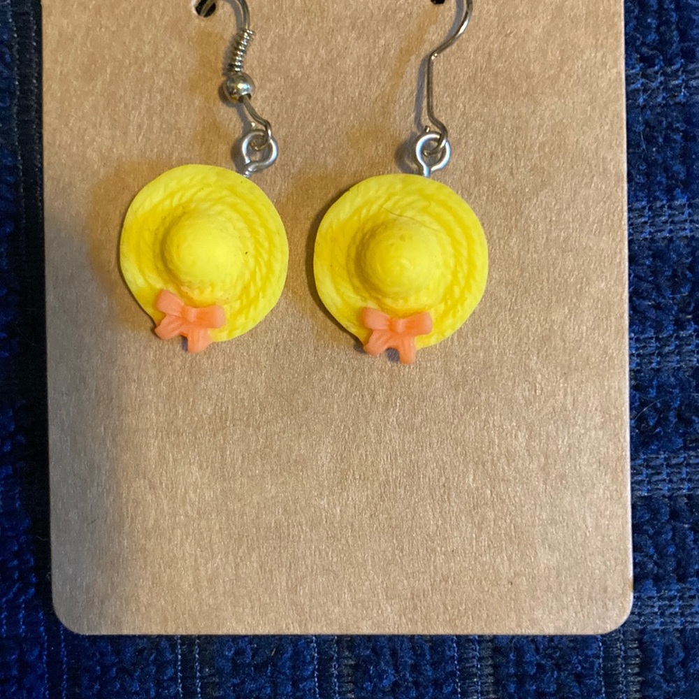 Bonnet Earrings